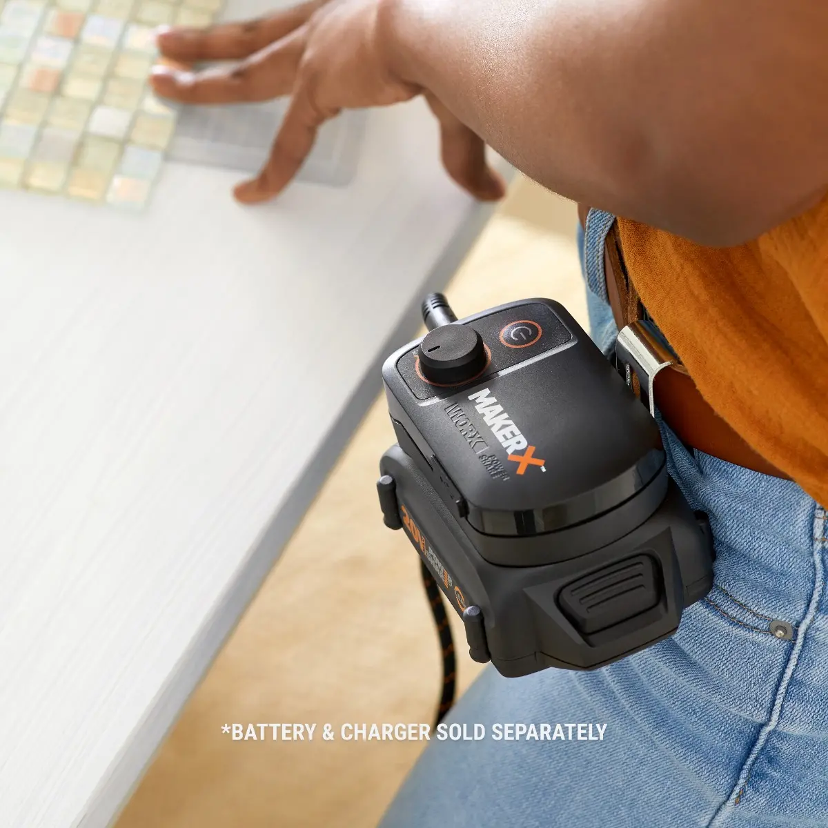 20V MAKERX HubX Power Source with USB Port | WORX CA