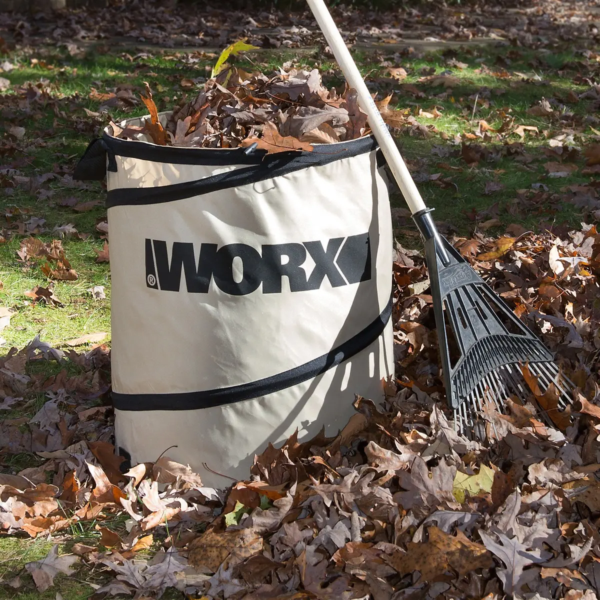 26 Gallon Collapsible Leaf Bin - WA0030 | WORX