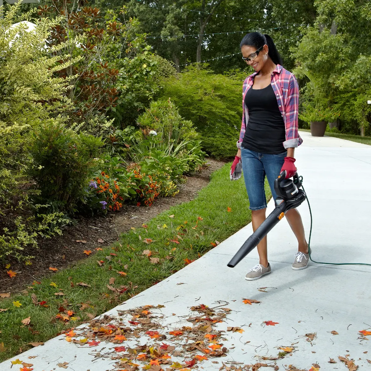 7.5 Amp Electric 2-Speed Leaf Blower WG506 | WORX