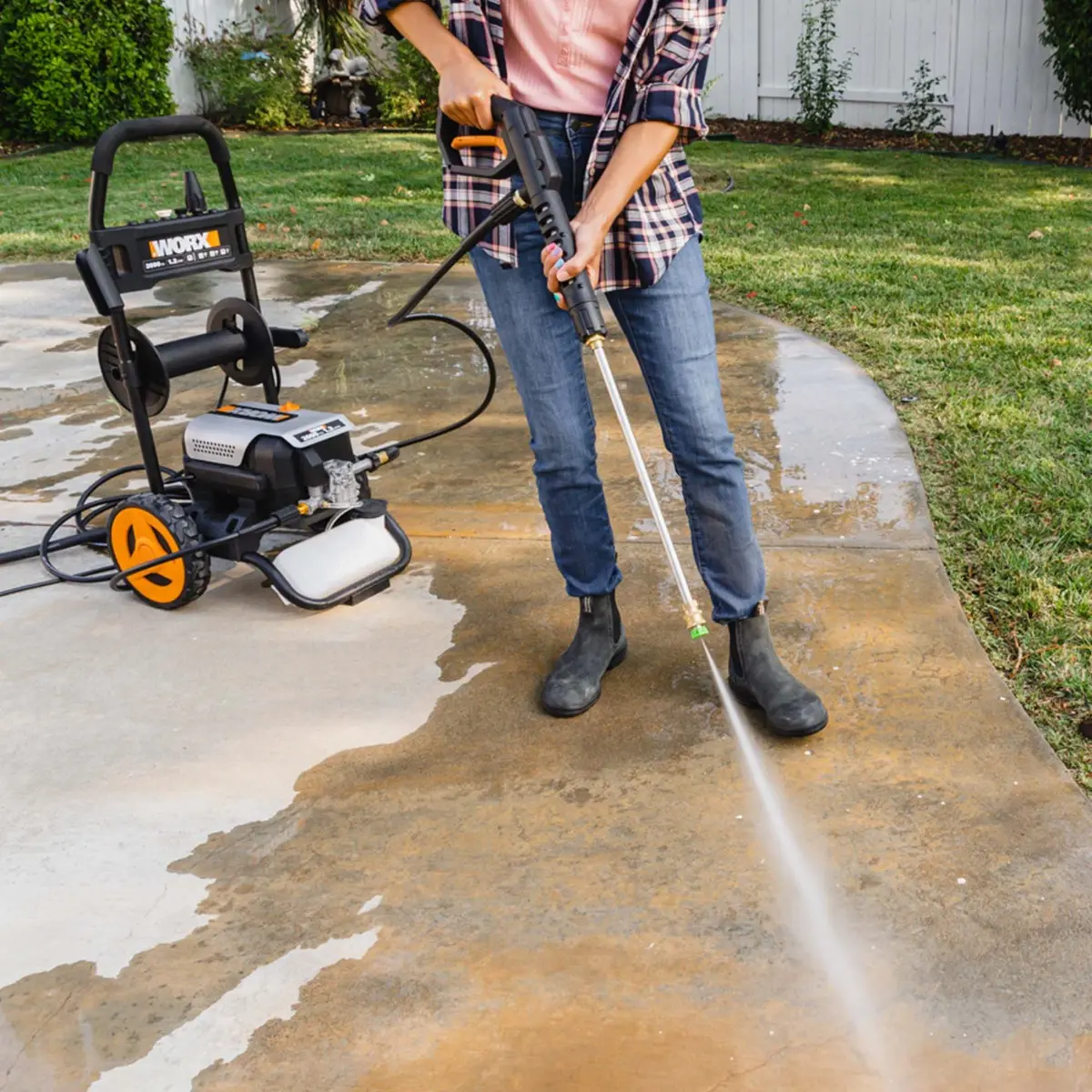 2000 PSI Electric Pressure Washer | 1.2 GPM (WG607) | WORX