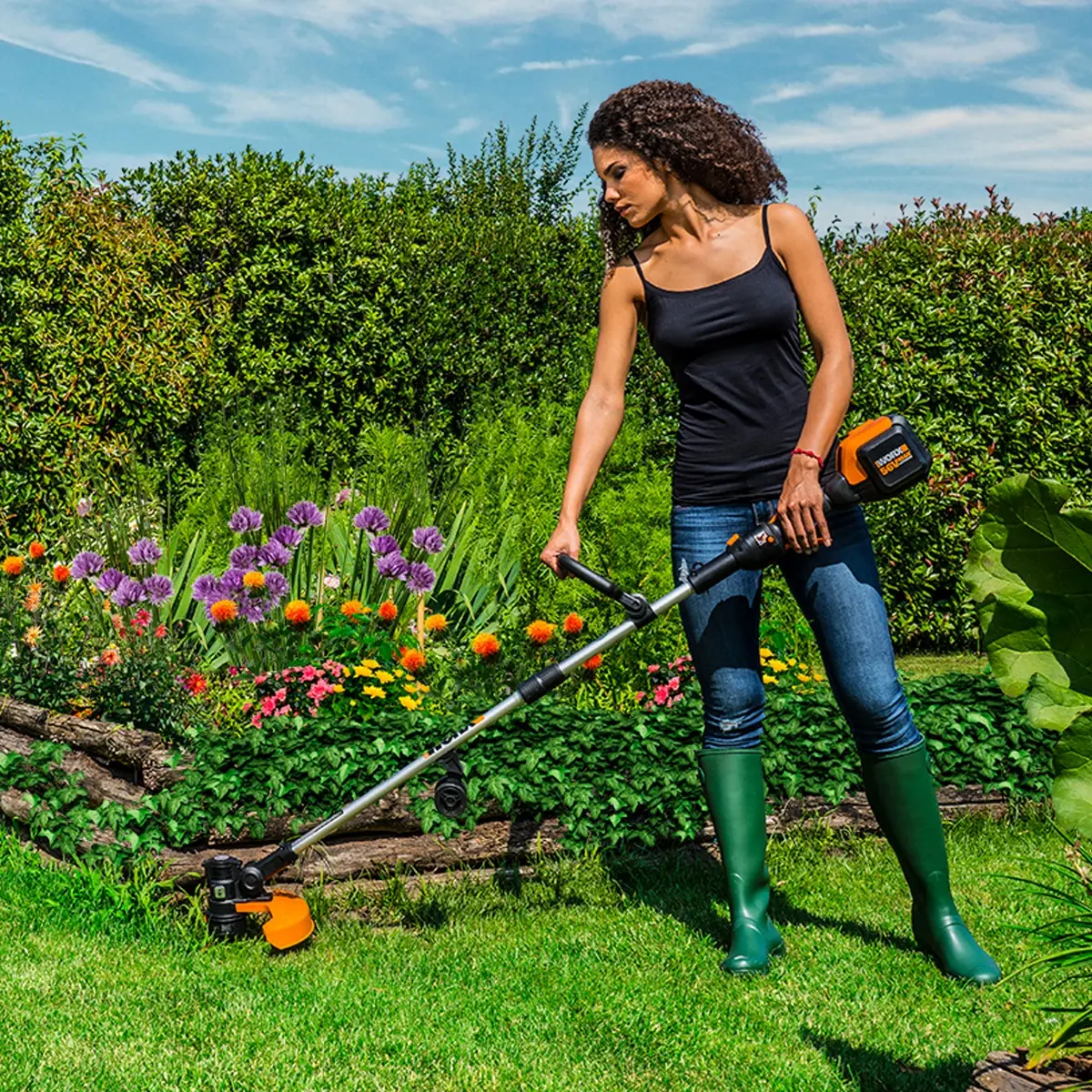 56V String Trimmer & Leaf Blower Combo Kit - WG926 | WORX