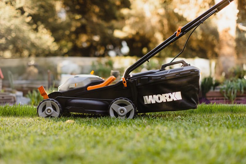 Worx WG779 14” Battery Operated Lawnmower